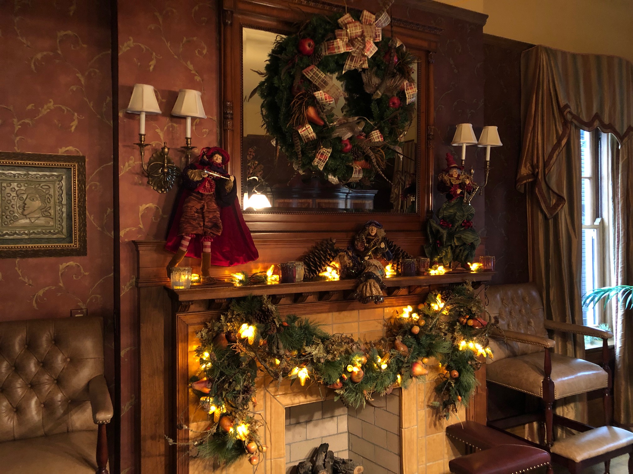 Holiday Decorating Tips and Tricks