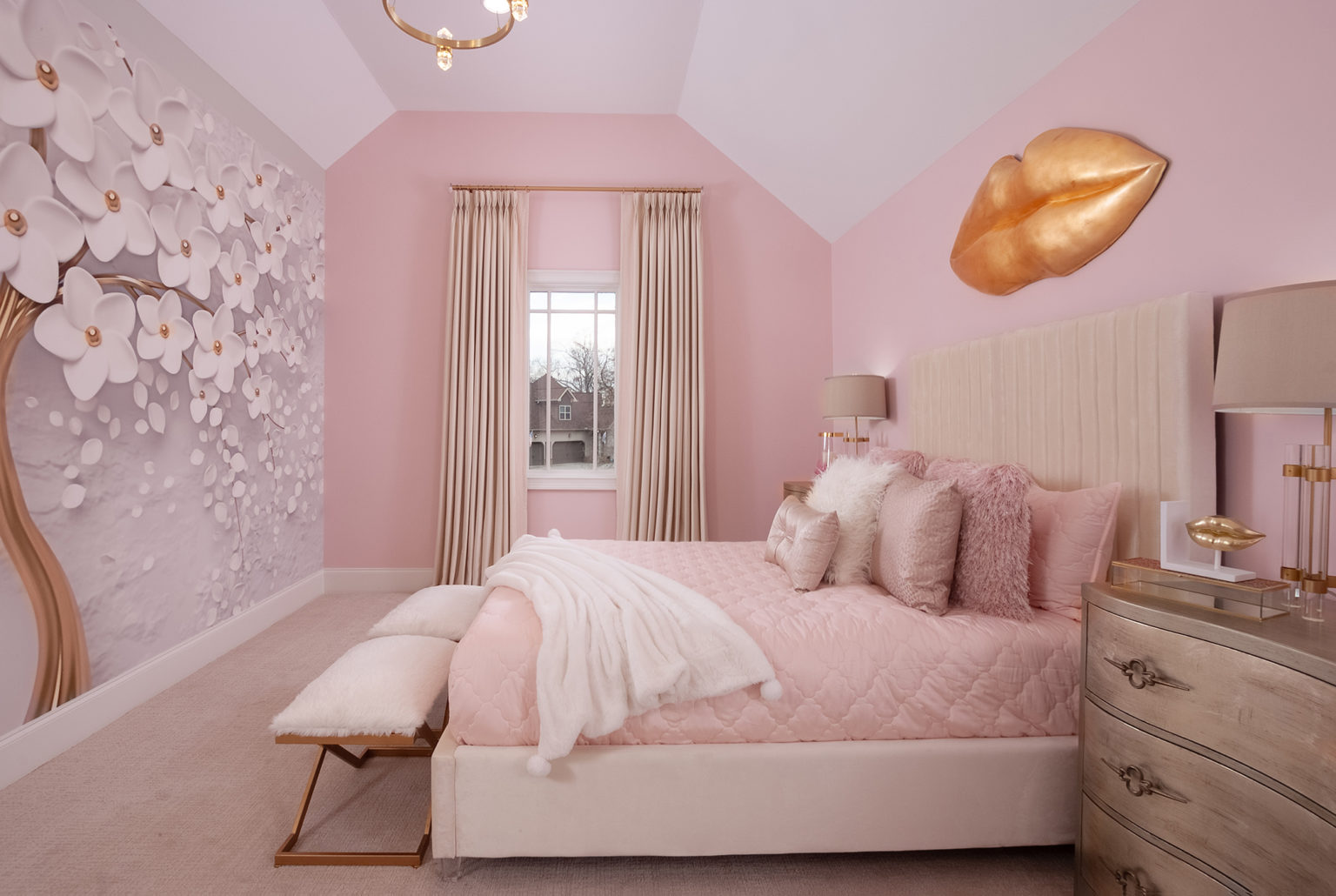 kids bedroom with pink decor